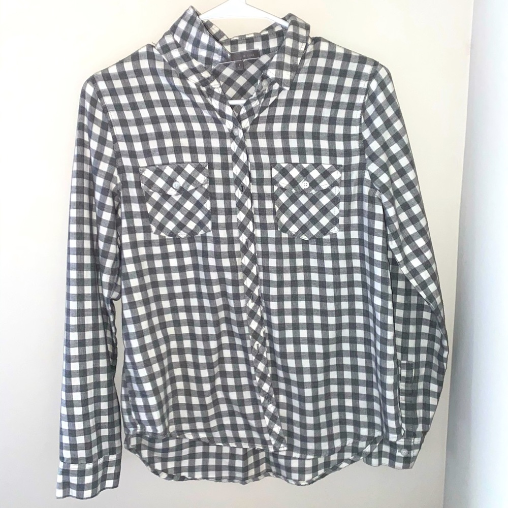 Women’s flannel, size small